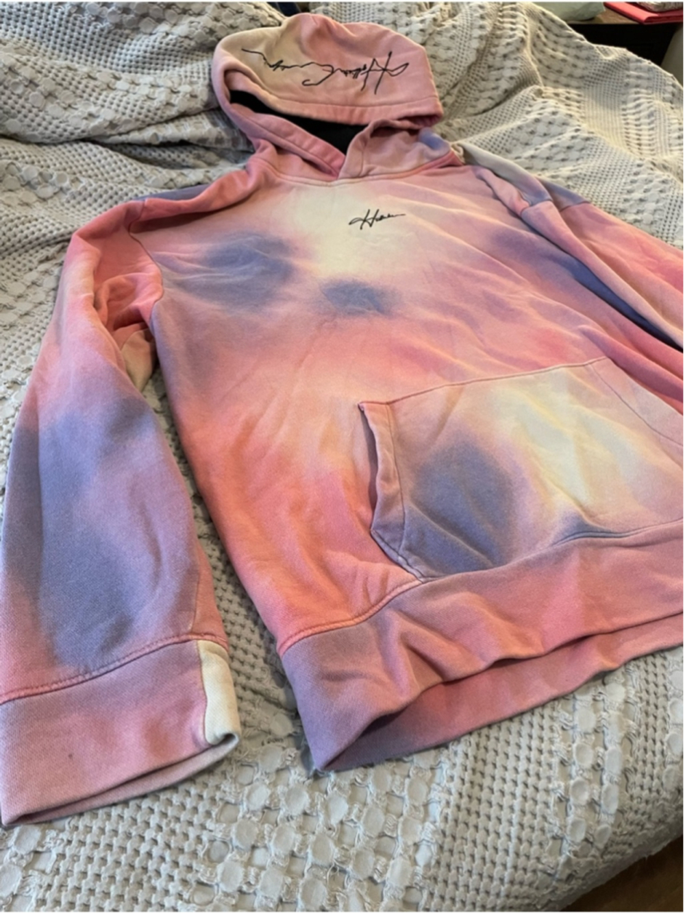 Hollister Signed Script Tie-Dye Hoodie must have collection - Picture 2 of 5